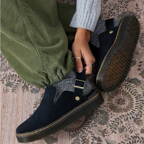 NWT! Dr. Martens Women's Black Carlson Suede Slingback Mules - Picture 1 of 11
